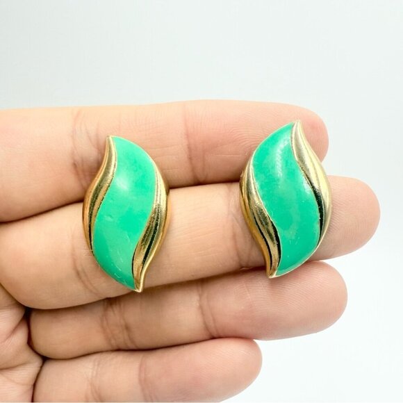 Vintage Monet Green and Gold Enamel Leaf Earrings - Picture 1 of 6